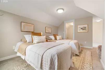 7805 N Hereford Ave, Portland, OR 97203 - Photo 27