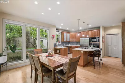 8444 SE 138th Dr, Portland, OR 97236 - Photo 11