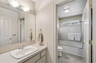 8444 SE 138th Dr, Portland, OR 97236 - Photo 27