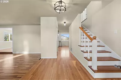 2536 15th St, Springfield, OR 97477 - Photo 3