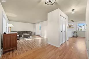 2536 15th St, Springfield, OR 97477 - Photo 7