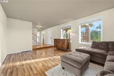 2536 15th St, Springfield, OR 97477 - Photo 5