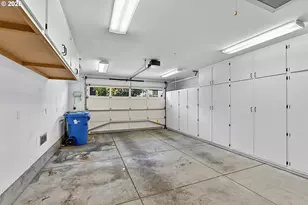 1610 Cal Young Rd, Eugene, OR 97401 - Photo 35