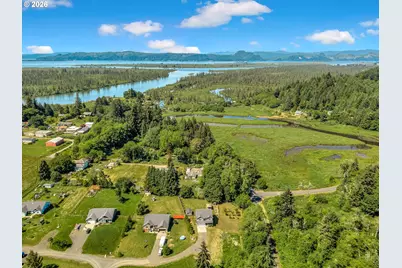 42047 Eddy Point Ln, Astoria, OR 97103 - Photo 47