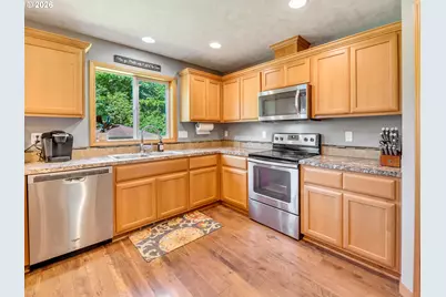 42047 Eddy Point Ln, Astoria, OR 97103 - Photo 13