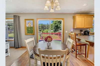 42047 Eddy Point Ln, Astoria, OR 97103 - Photo 15