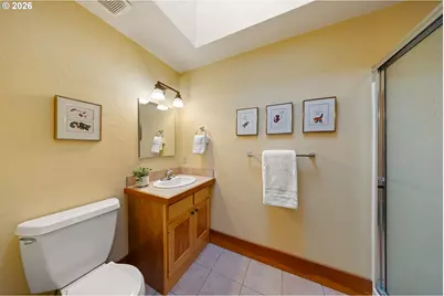 4040 Southpointe Dr, Eugene, OR 97405 - Photo 27