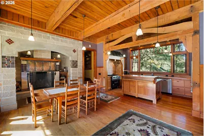 4040 Southpointe Dr, Eugene, OR 97405 - Photo 5