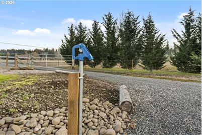 15701 S Springwater Rd, Oregon City, OR 97045 - Photo 13