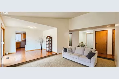 841 12th St, Lafayette, OR 97127 - Photo 9