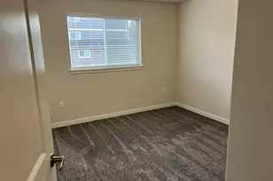 972 N 2nd St, Jefferson, OR 97352 - Photo 21