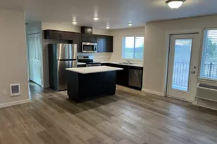 972 N 2nd St, Jefferson, OR 97352 - Photo 23