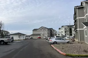 972 N 2nd St, Jefferson, OR 97352 - Photo 3