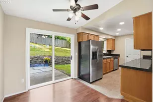 511 W 3rd St, La Center, WA 98629 - Photo 13