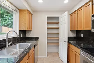 511 W 3rd St, La Center, WA 98629 - Photo 17