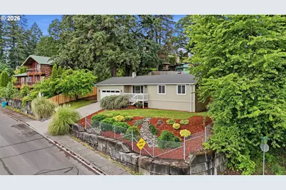 511 W 3rd St, La Center, WA 98629 - Photo 3