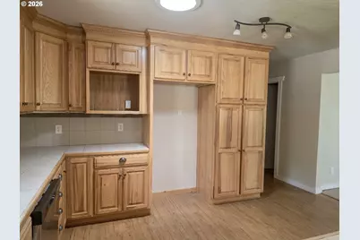 65721 Grays Corner Rd, Cove, OR 97824 - Photo 9