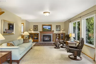 17567 SW Inkster Dr, Sherwood, OR 97140 - Photo 9