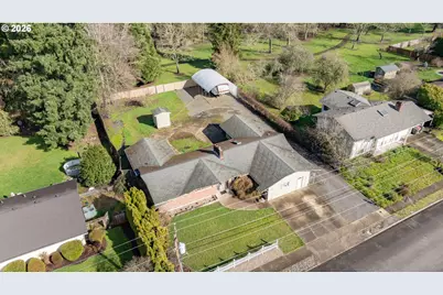 1749 NE Orchard Ave, McMinnville, OR 97128 - Photo 43