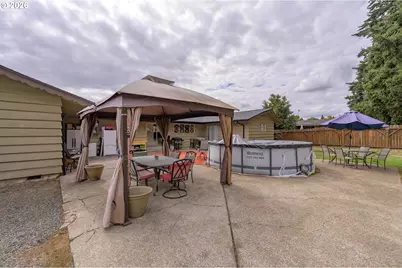 1749 NE Orchard Ave, McMinnville, OR 97128 - Photo 27