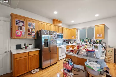 19230 SW Rosedale Ct, Beaverton, OR 97007 - Photo 9