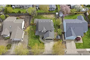 2340 SW Howard Dr, McMinnville, OR 97128 - Photo 3