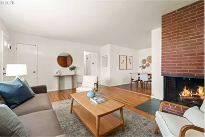 1860 SW Wynwood Ave, Portland, OR 97225 - Photo 9