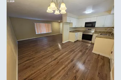 12835 SE Foster Rd, Portland, OR 97236 - Photo 11