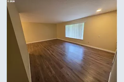12835 SE Foster Rd, Portland, OR 97236 - Photo 5