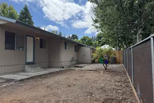12835 SE Foster Rd, Portland, OR 97236 - Photo 21