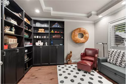 7717 NW Blue Pointe Ln, Portland, OR 97229 - Photo 11