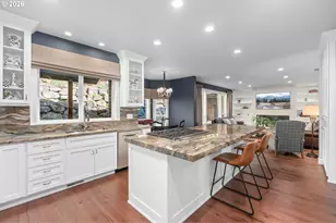 7717 NW Blue Pointe Ln, Portland, OR 97229 - Photo 3