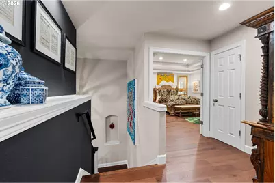 7717 NW Blue Pointe Ln, Portland, OR 97229 - Photo 17