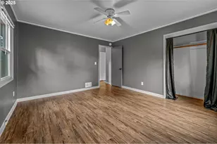 11520 SE Bush St, Portland, OR 97266 - Photo 13