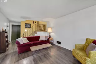 831 NE 90th Ave, Portland, OR 97220 - Photo 9