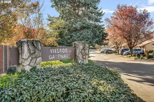 831 NE 90th Ave, Portland, OR 97220 - Photo 25