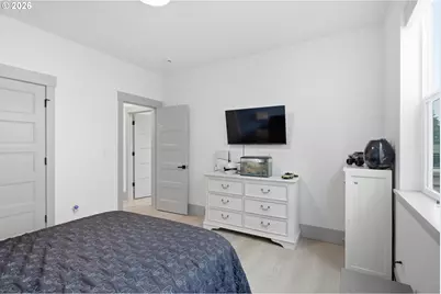 980 S 66th Pl, Springfield, OR 97478 - Photo 31