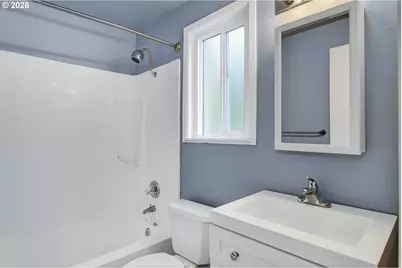 1640 Village Park Pl, West Linn, OR 97068 - Photo 17