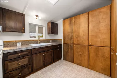 13115 SE Foster Rd #22, Portland, OR 97236 - Photo 11