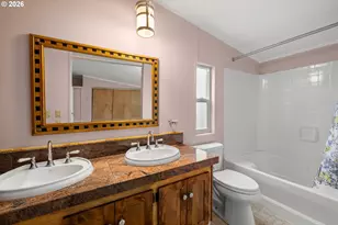 13115 SE Foster Rd, Portland, OR 97236 - Photo 23