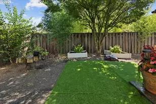 555 Hartke Loop, Oregon City, OR 97045 - Photo 13