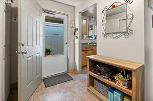 555 Hartke Loop, Oregon City, OR 97045 - Photo 27