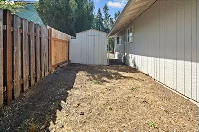 555 Hartke Loop, Oregon City, OR 97045 - Photo 35