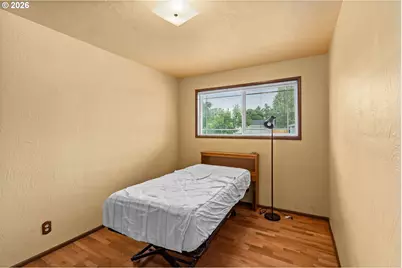 520 E 33rd Ave, Eugene, OR 97405 - Photo 17