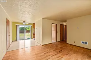 520 E 33rd Ave, Eugene, OR 97405 - Photo 7