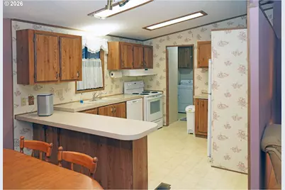 116 SE 8th St #21, Troutdale, OR 97060 - Photo 9