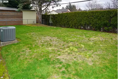 116 SE 8th St #21, Troutdale, OR 97060 - Photo 3