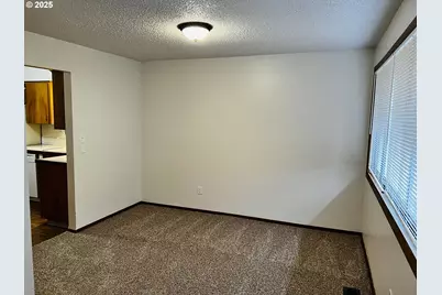 4134 SE Washington St, Milwaukie, OR 97222 - Photo 15