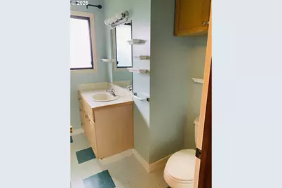 4134 SE Washington St, Milwaukie, OR 97222 - Photo 7