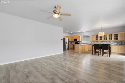 804 N 26th Ave, Cornelius, OR 97113 - Photo 9